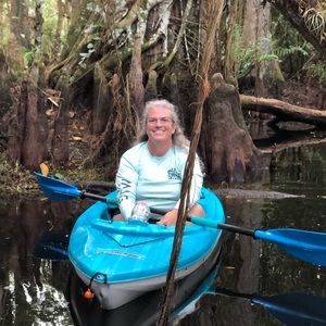 Meet your Posher, Lori